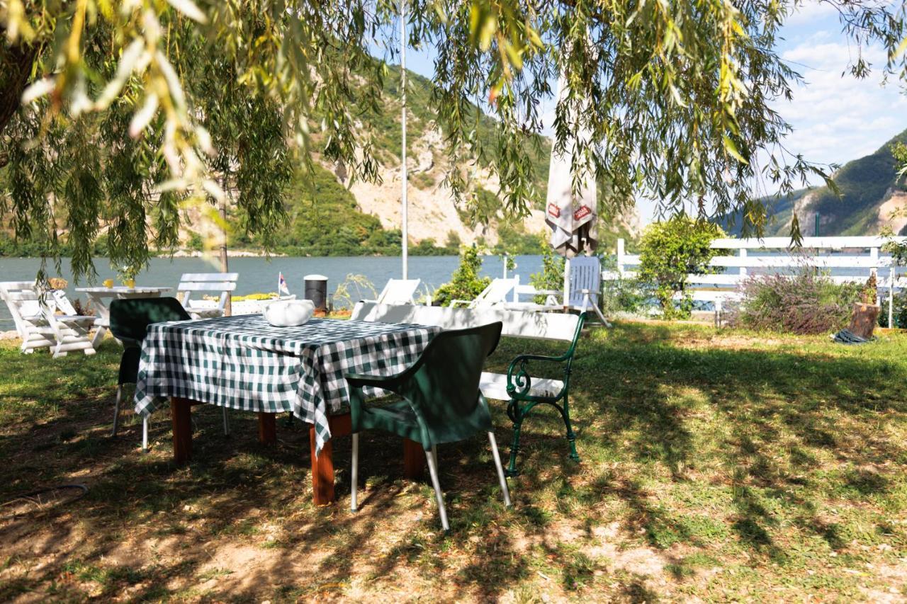 Apartman Barka Golubac Eksteriør billede
